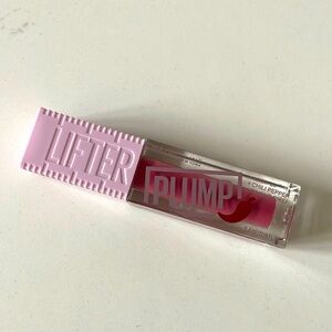 Maybelline NY Lifter Plump. chili pepper. Maxi lip. Got at popup store.